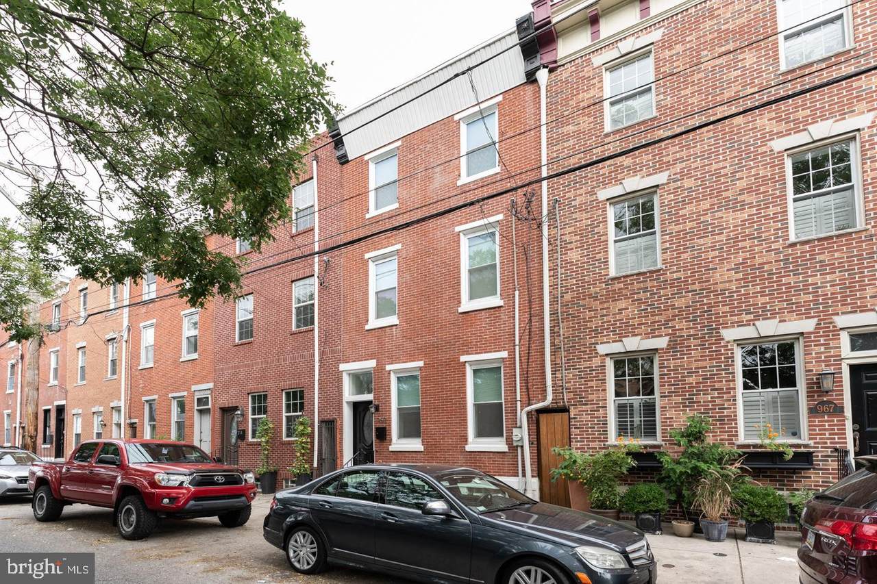 969 6TH Street - Photo 1