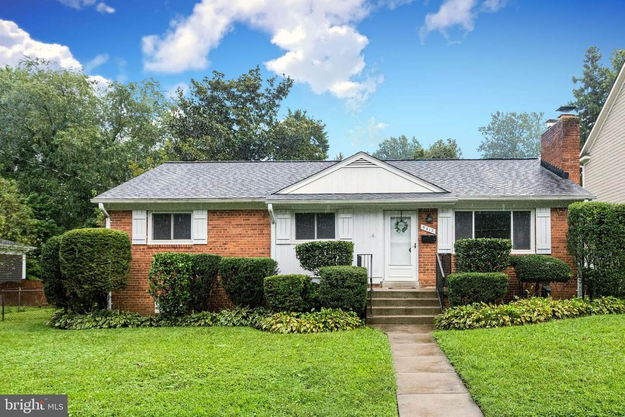 5412 Williamsburg Boulevard - Photo 1