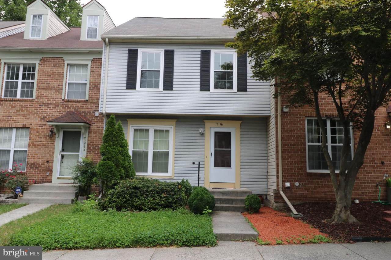 12176 Island View Circle - Photo 1