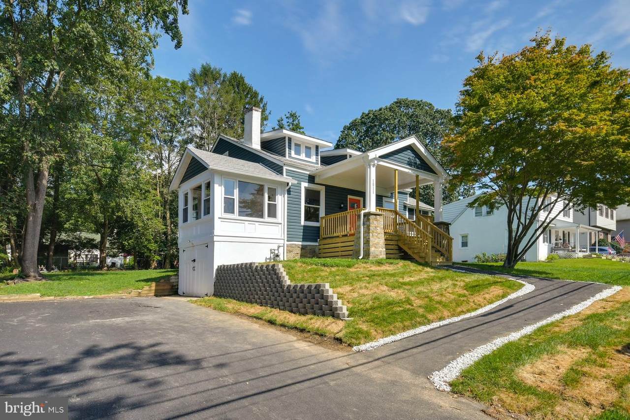 1011 Woodside Avenue - Photo 1