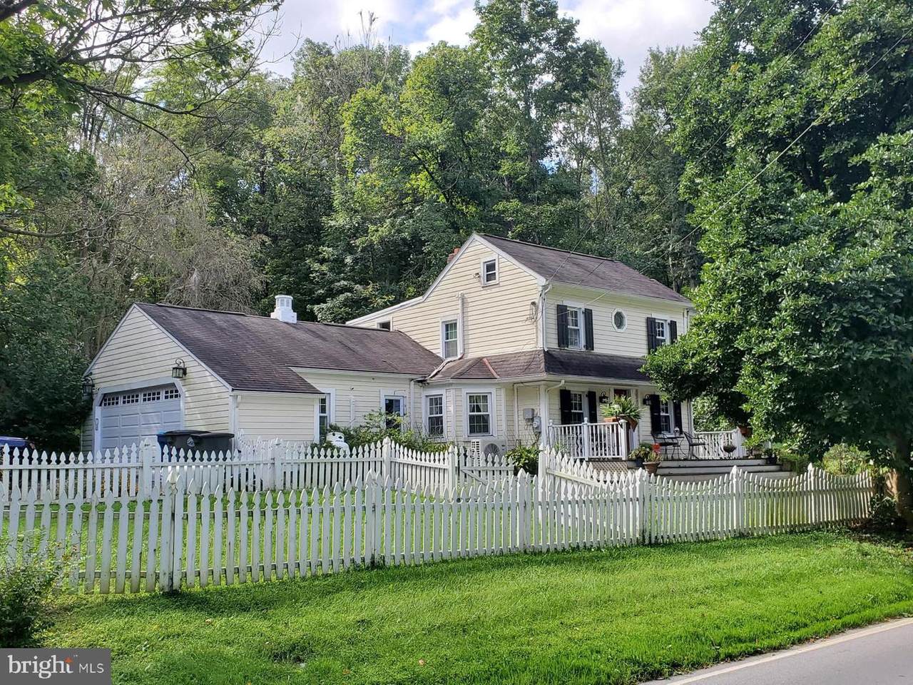 350 Sunset Hollow Road - Photo 1