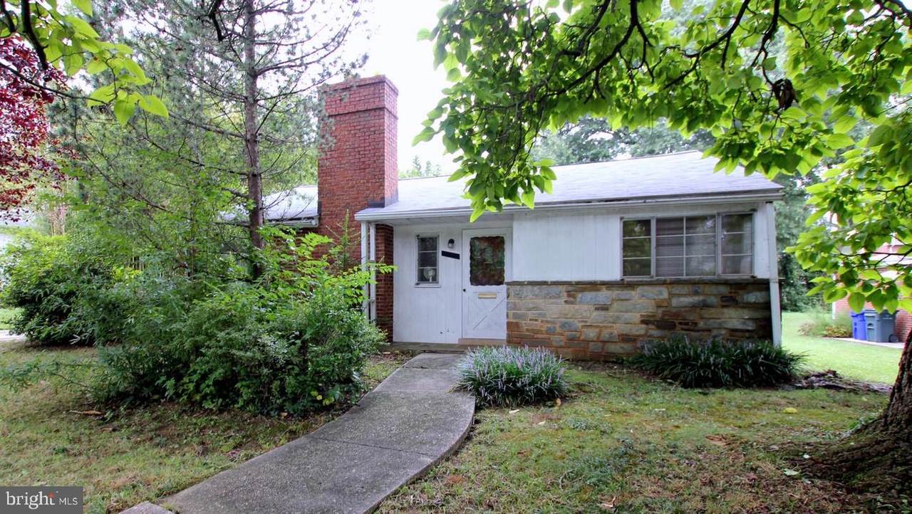 4004 Beechwood Road - Photo 1