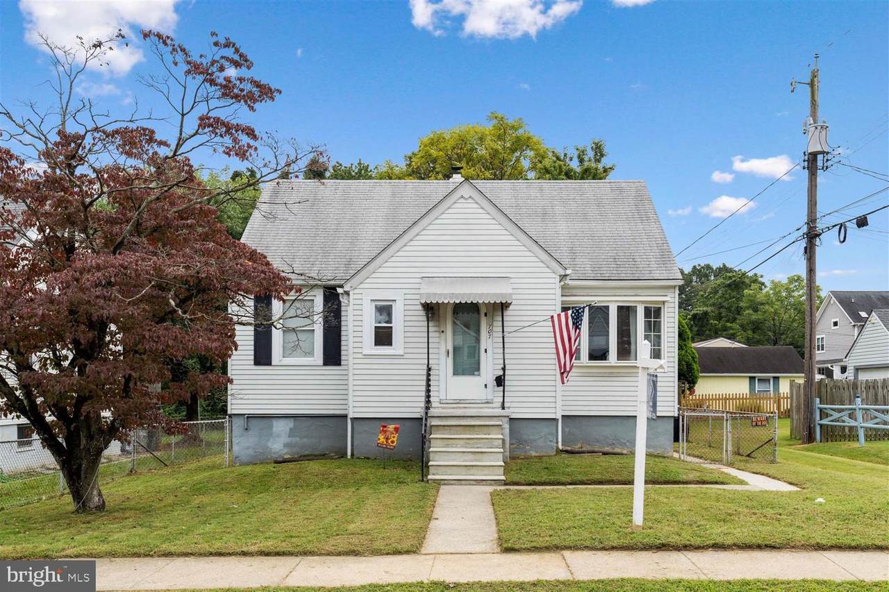 707 Maryland Avenue - Photo 1