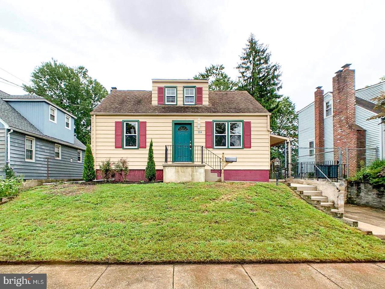 304 Haines Avenue - Photo 1
