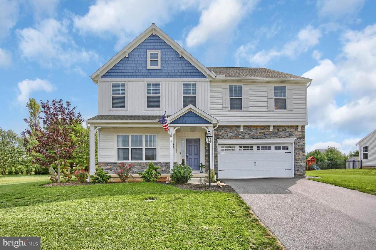 11 Waverly Lane - Photo 1