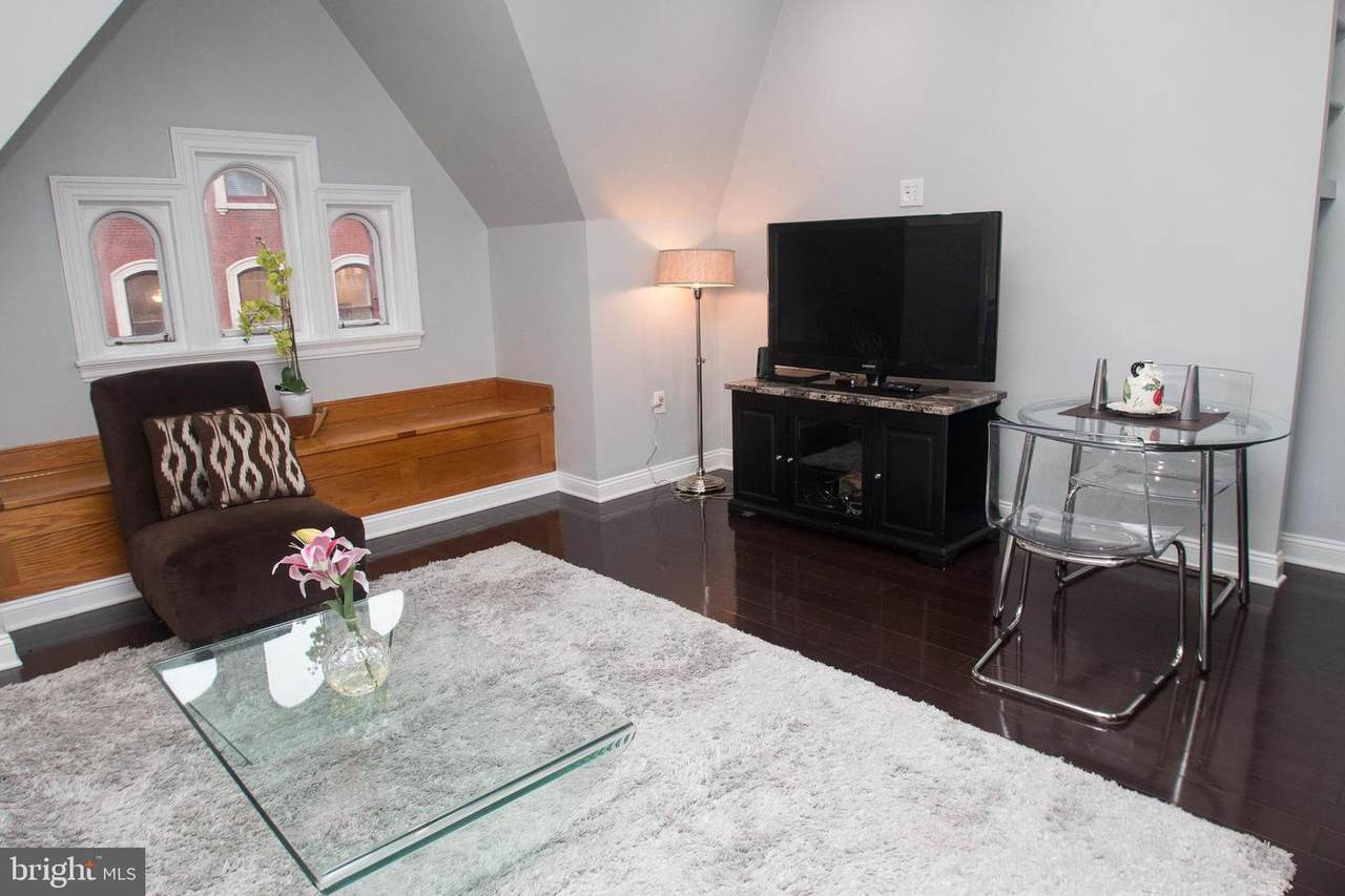 1823 Spruce Street - Photo 1