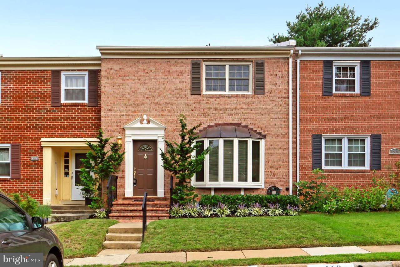 4528 King William Court - Photo 1