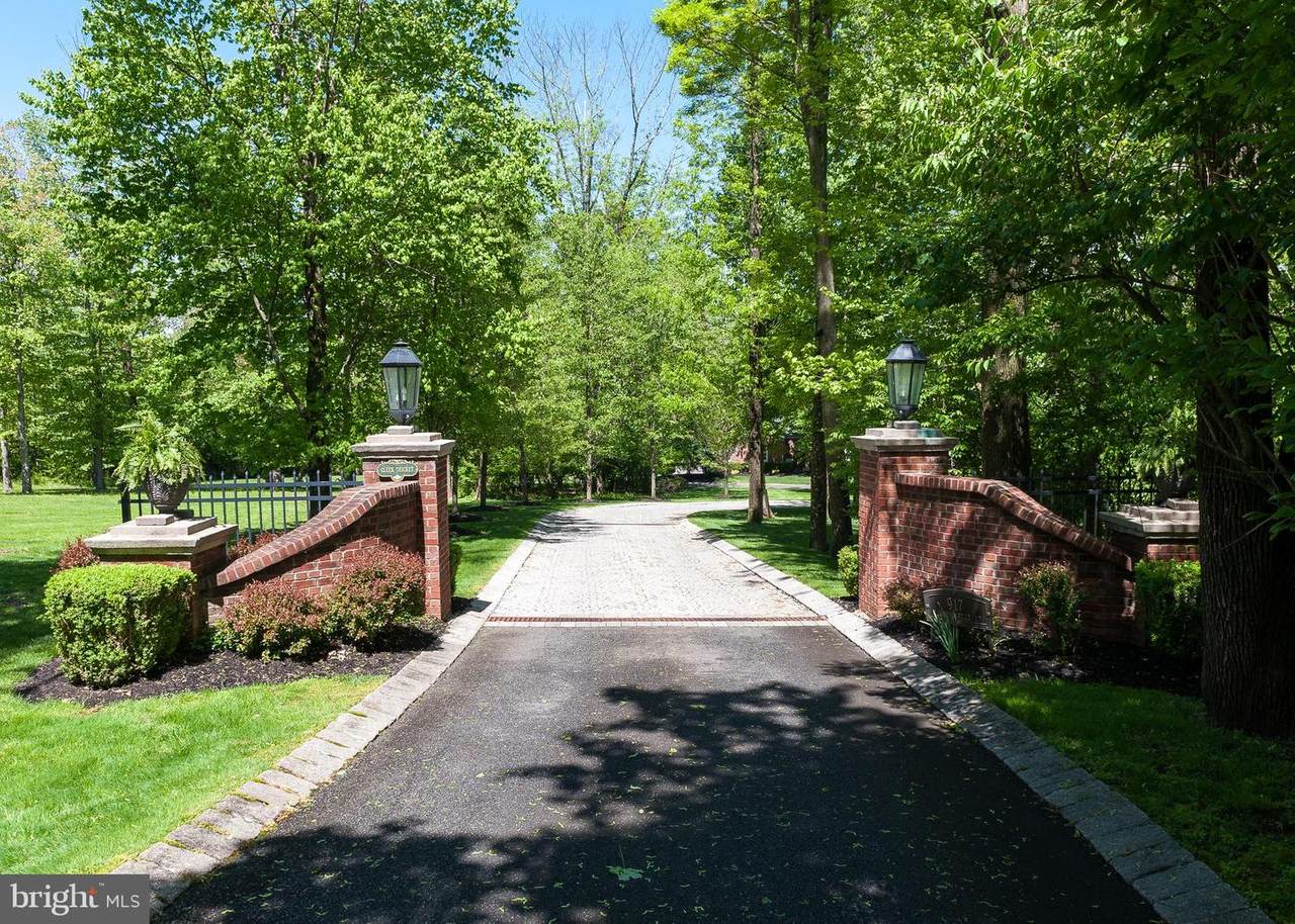 917 Lawrenceville Road - Photo 1