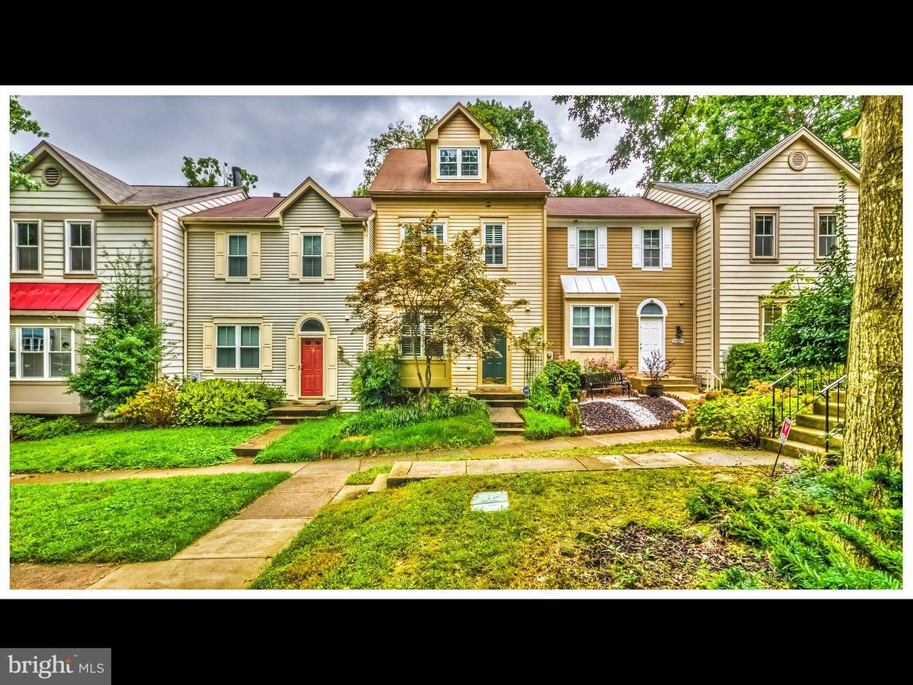 20229 Waterside Drive - Photo 1