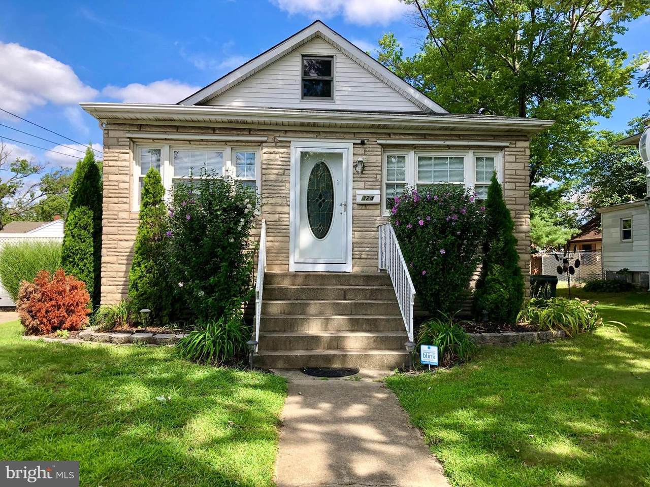 324 Liberty Avenue - Photo 1