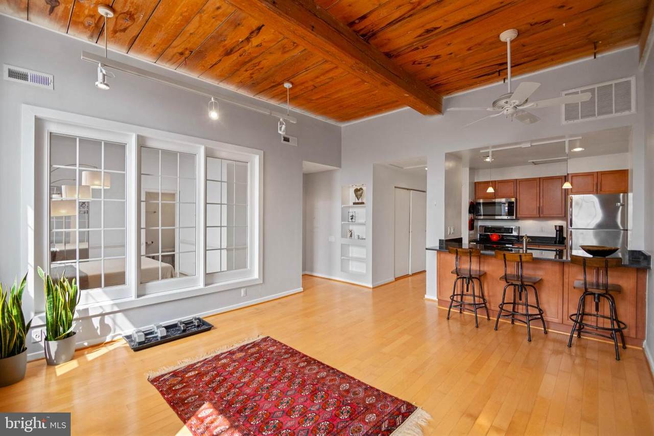 2639 Boston Street - Photo 1