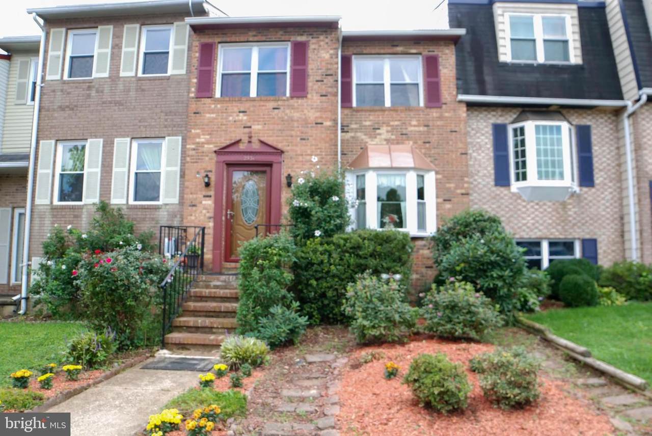 2531 Vineyard Lane - Photo 1
