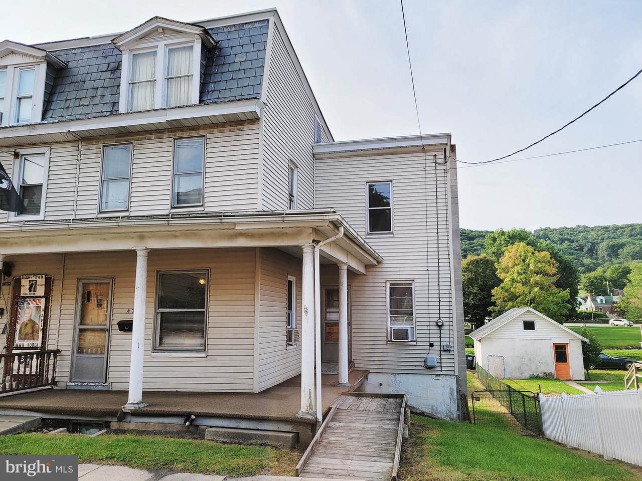 476 Columbia Street - Photo 1