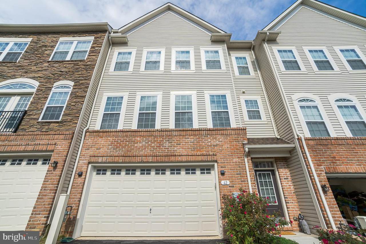 42 Westhampton Drive - Photo 1