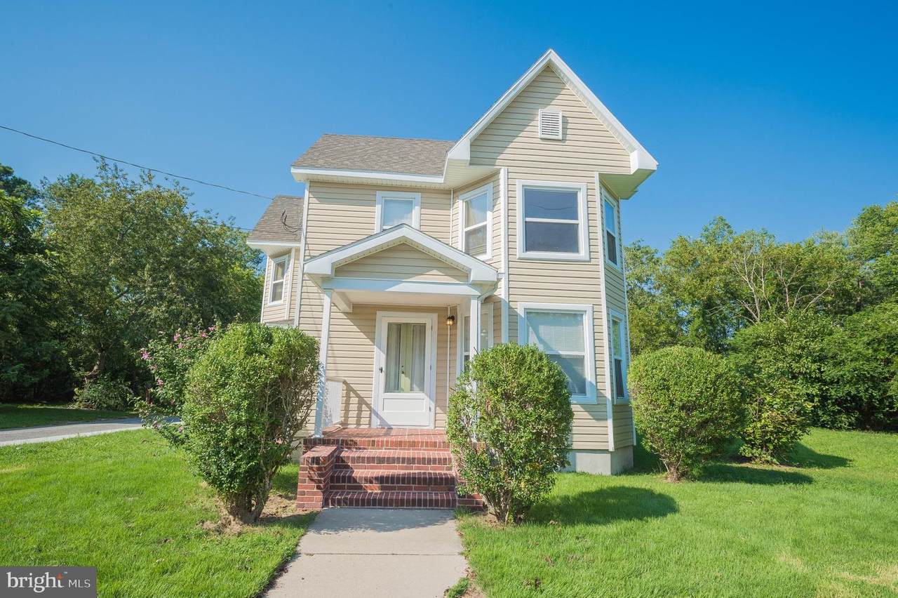 201 Elizabeth Street - Photo 1