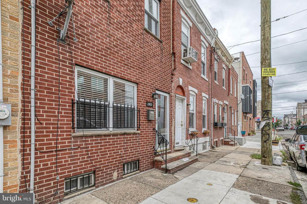 2015 Wharton Street - Photo 1