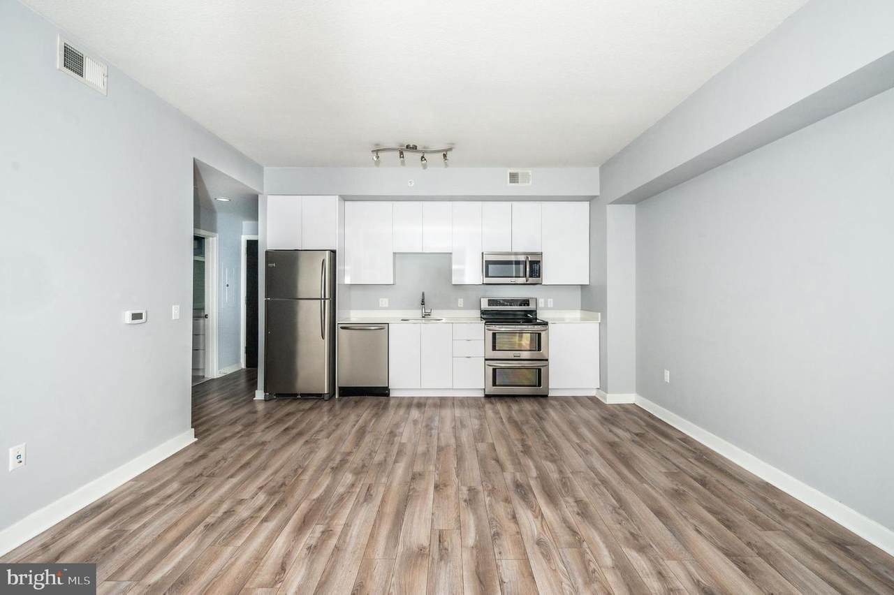 460 New York Avenue - Photo 1