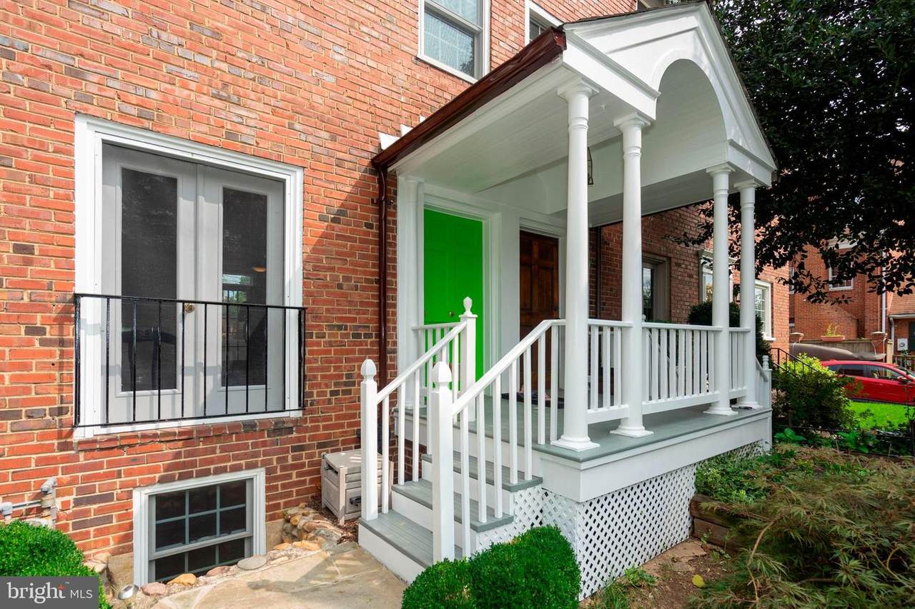 913 Jefferson Street - Photo 1