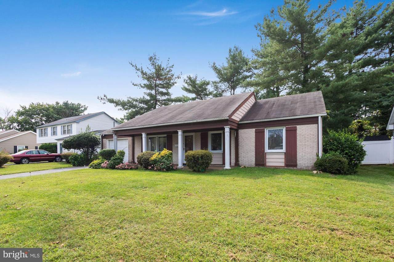 86 Gramercy Lane - Photo 1