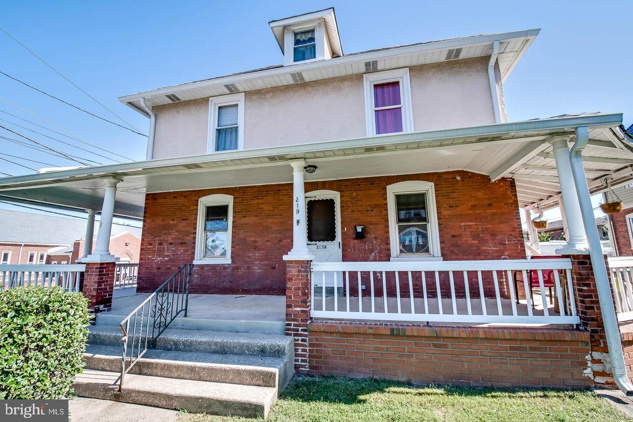 319 Edmonds Avenue - Photo 1