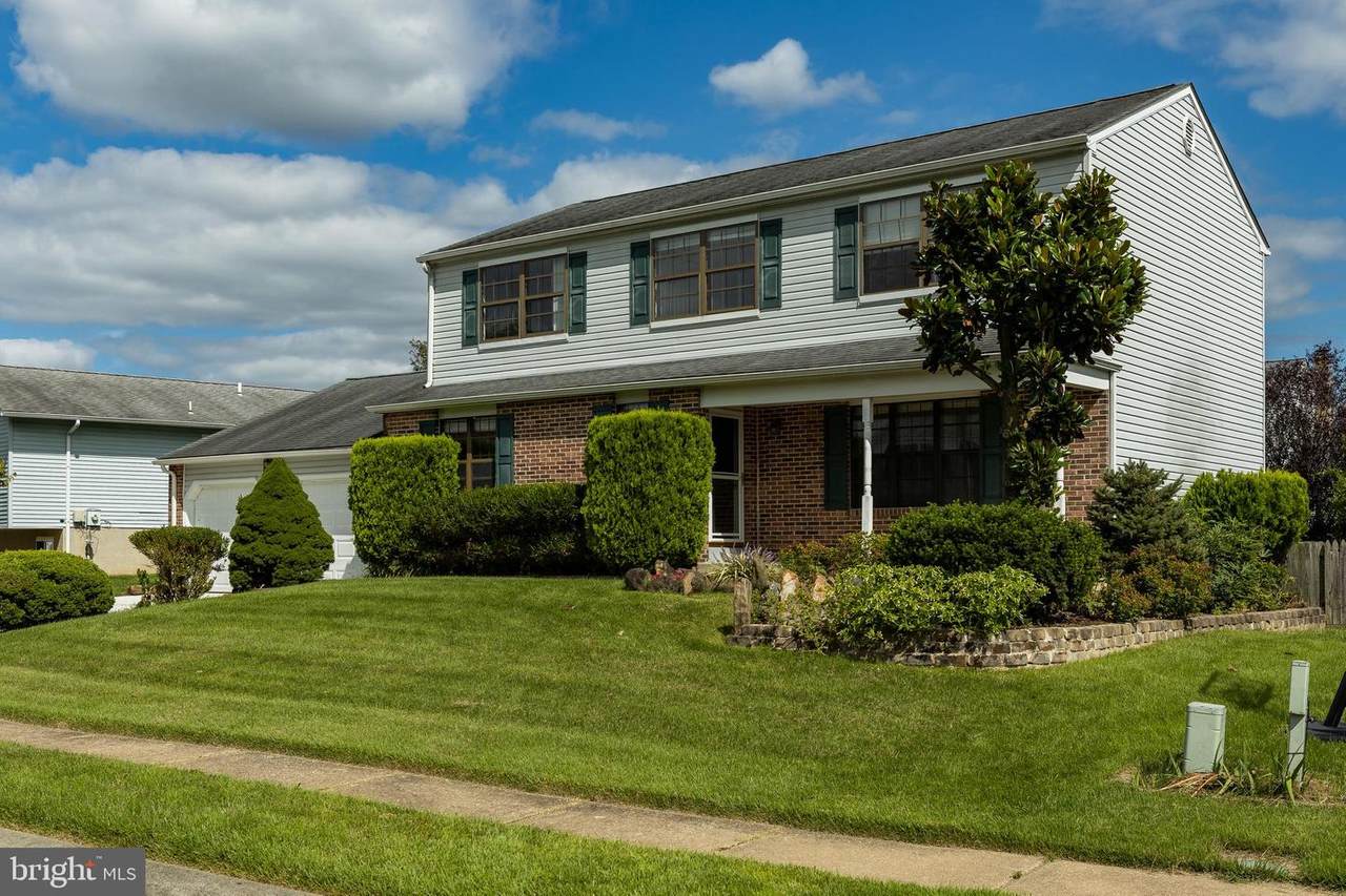 19 Davis Drive - Photo 1