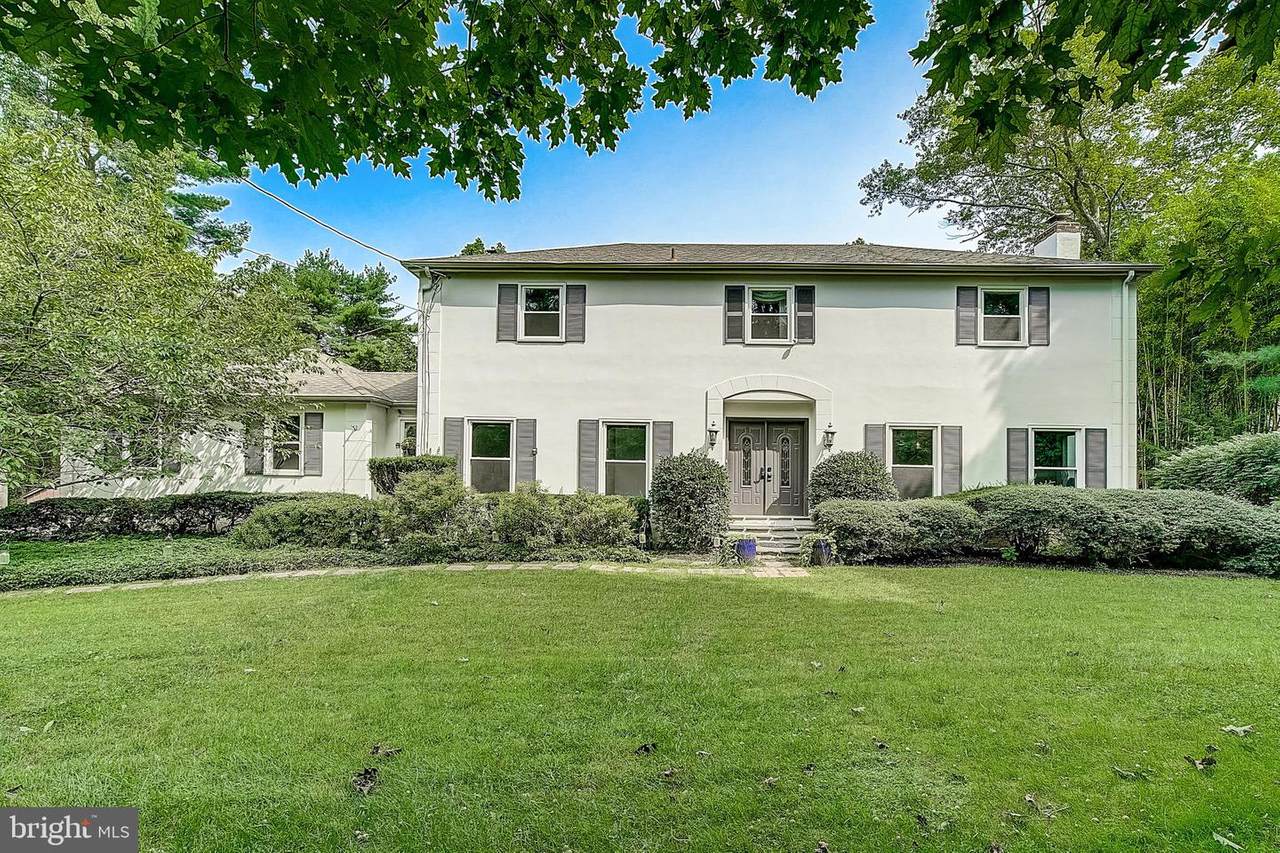 603 Newtown Road - Photo 1