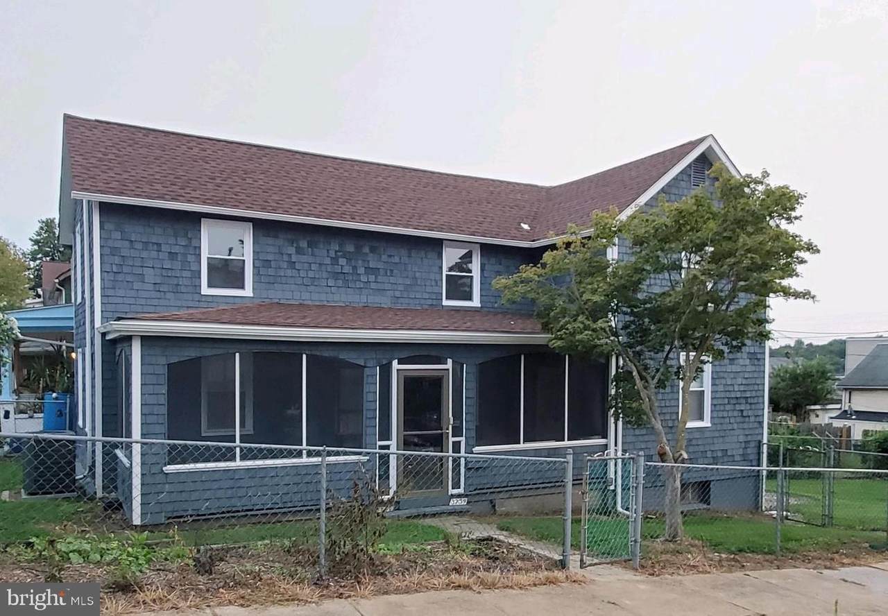 3754 Hickory Avenue - Photo 1