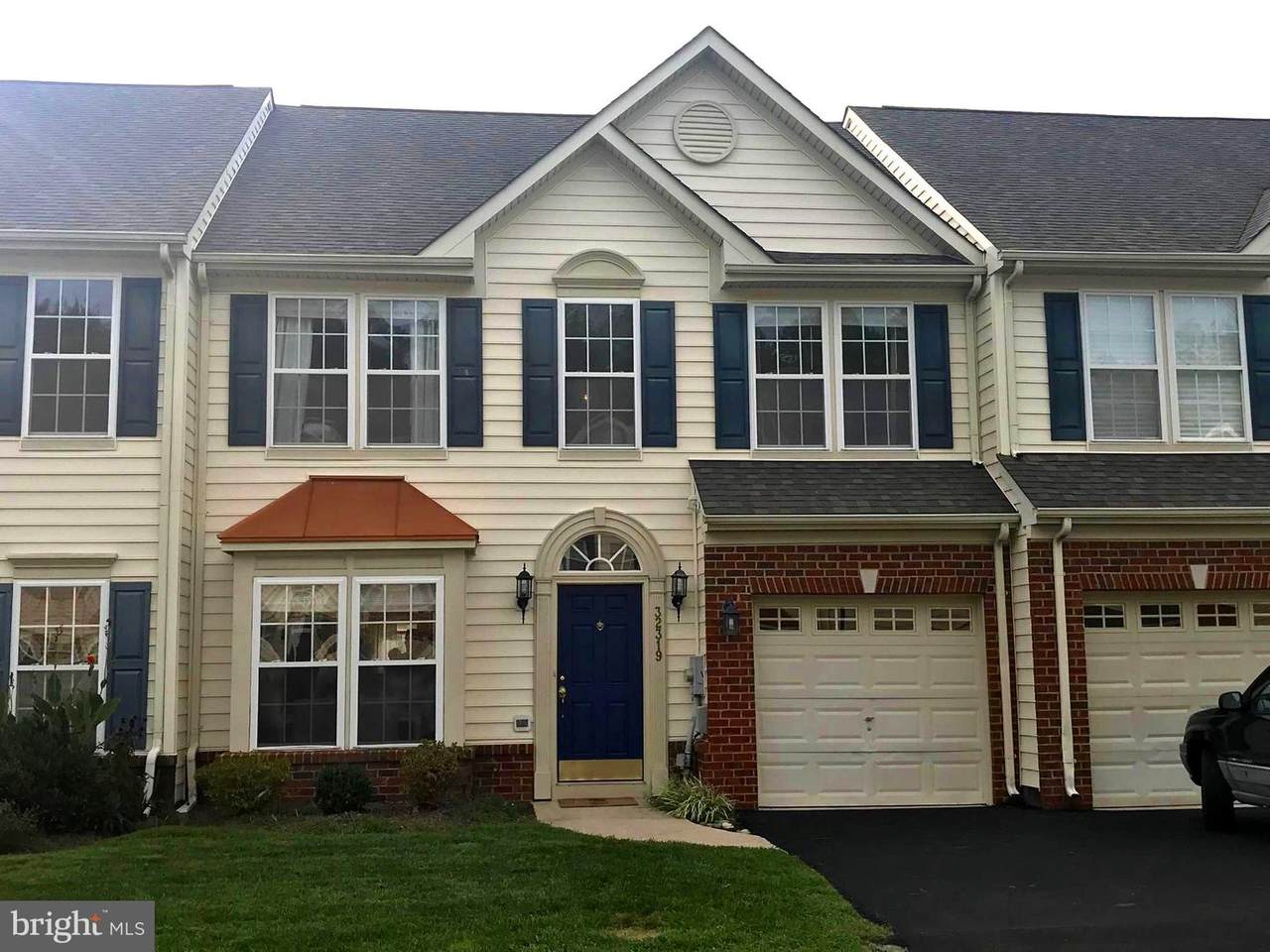 32319 Turnstone Court - Photo 1
