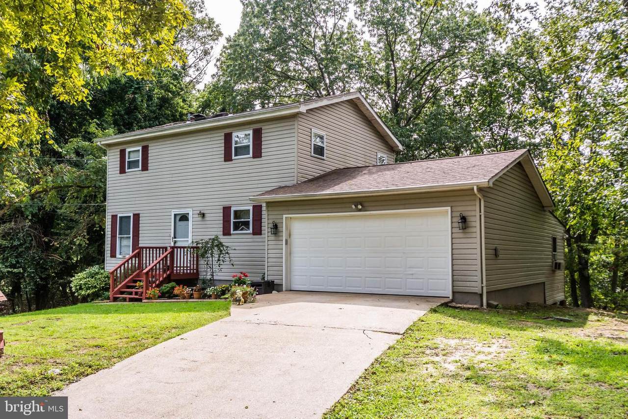 398 Stately Drive - Photo 1