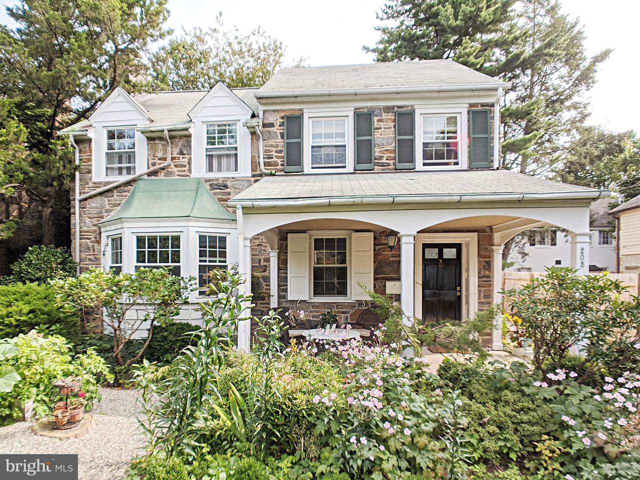 205 Bryn Mawr Avenue - Photo 1
