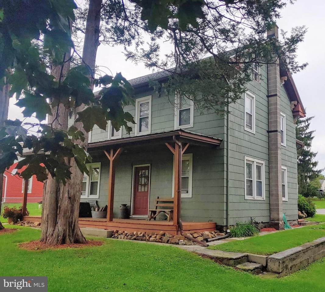 3237 Lincoln Hwy E - Photo 1