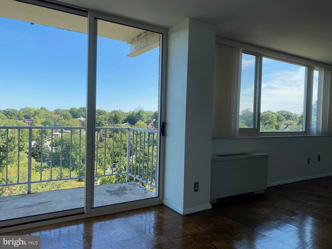 4520 King Street - Photo 1
