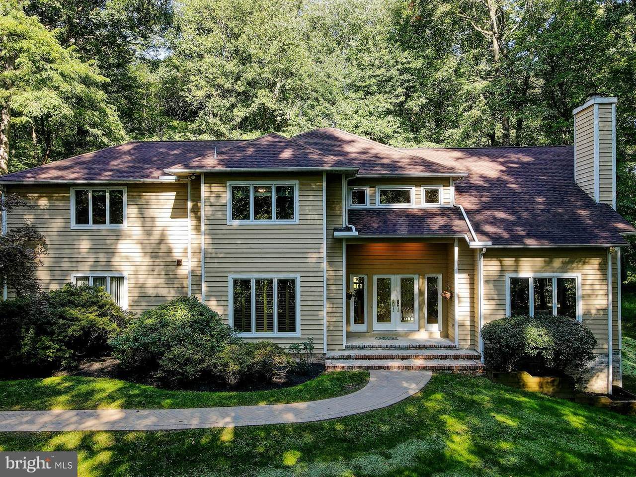 12141 Woodsyde Court - Photo 1