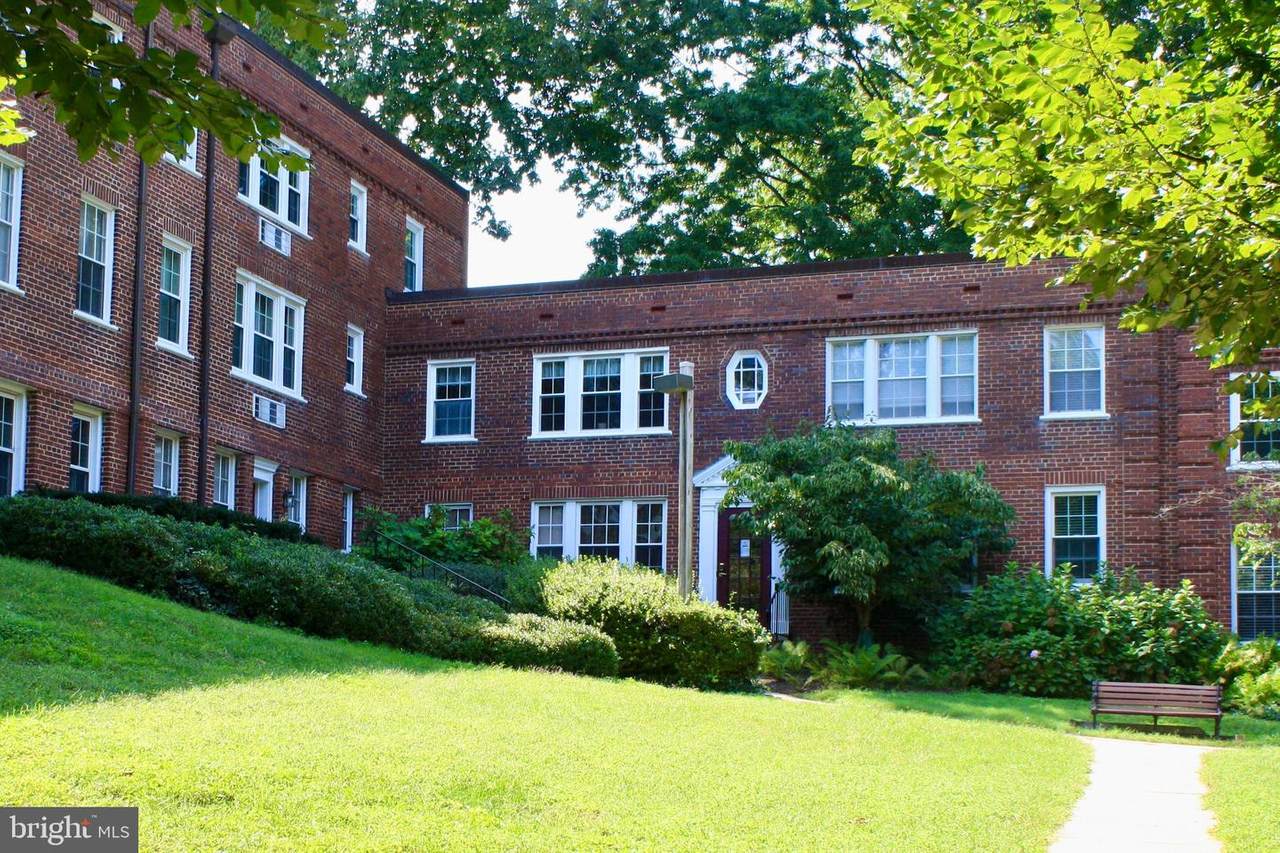 1920 Rhodes Street - Photo 1