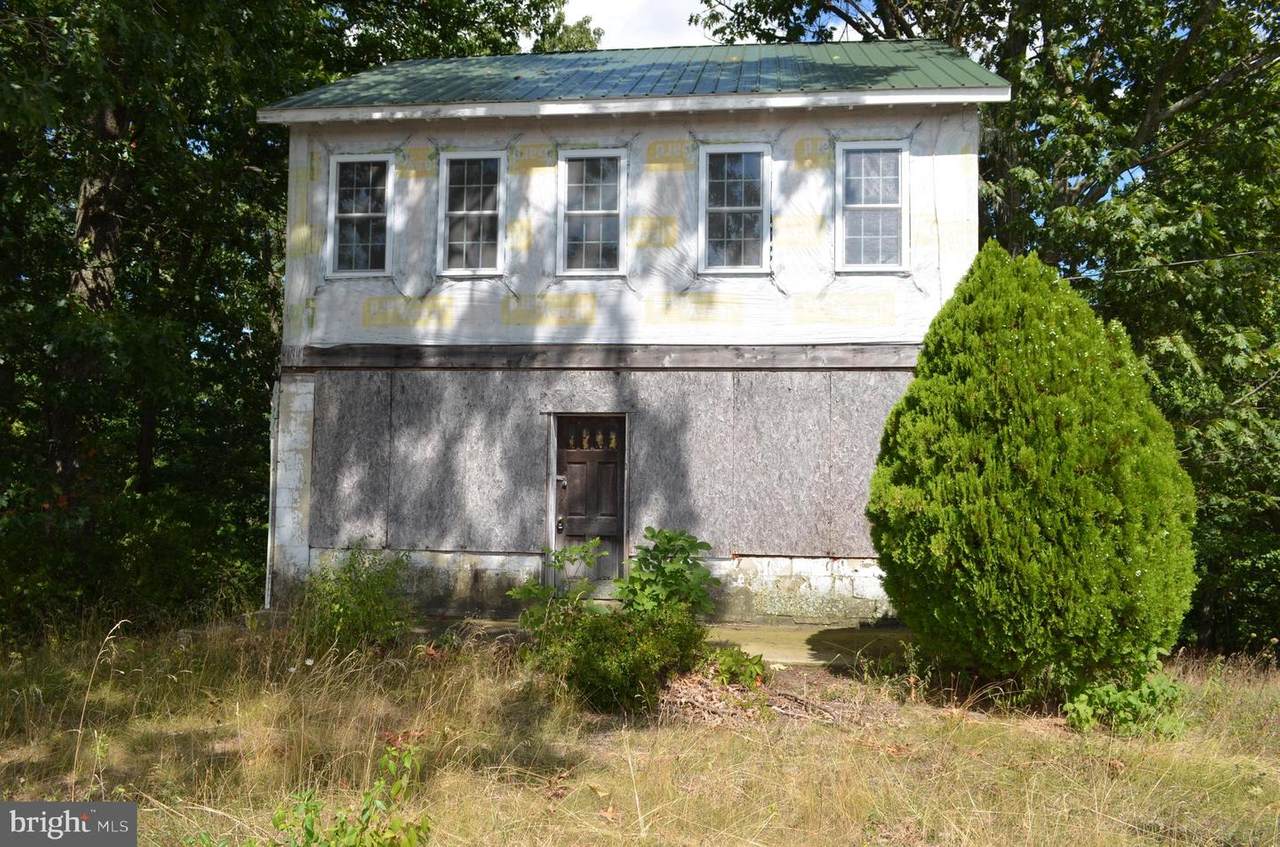 5660 Middle Ridge Road - Photo 1