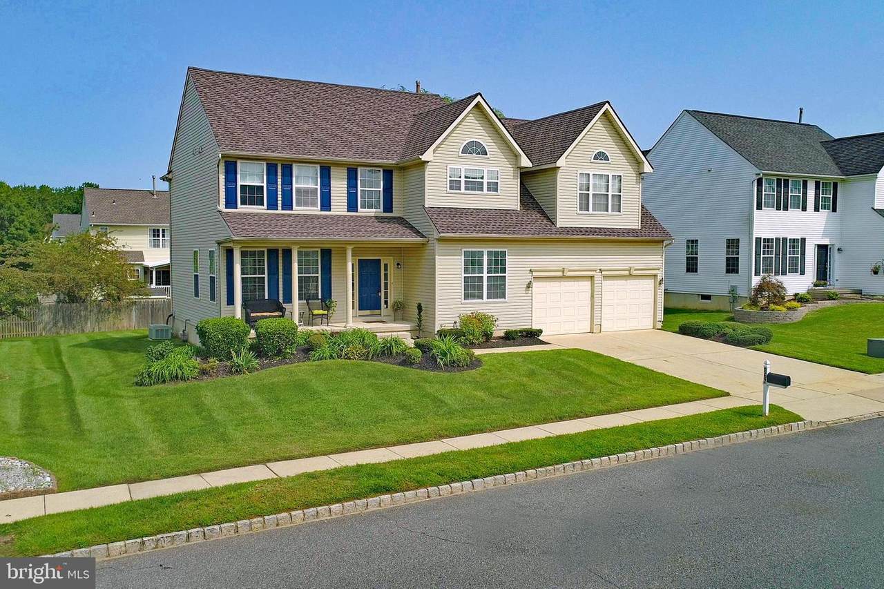 867 Ashburn Way - Photo 1