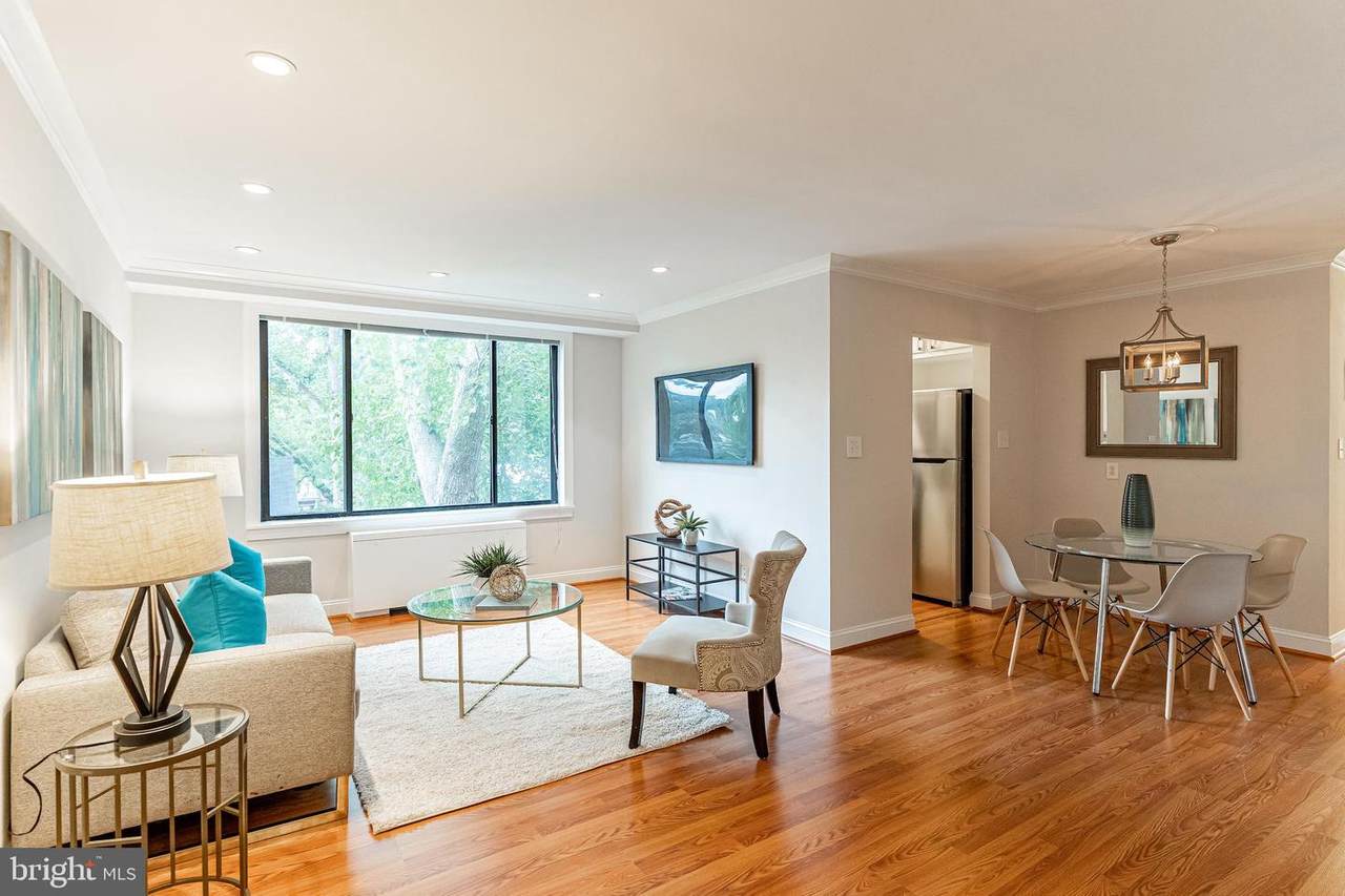 5112 Macarthur Boulevard - Photo 1