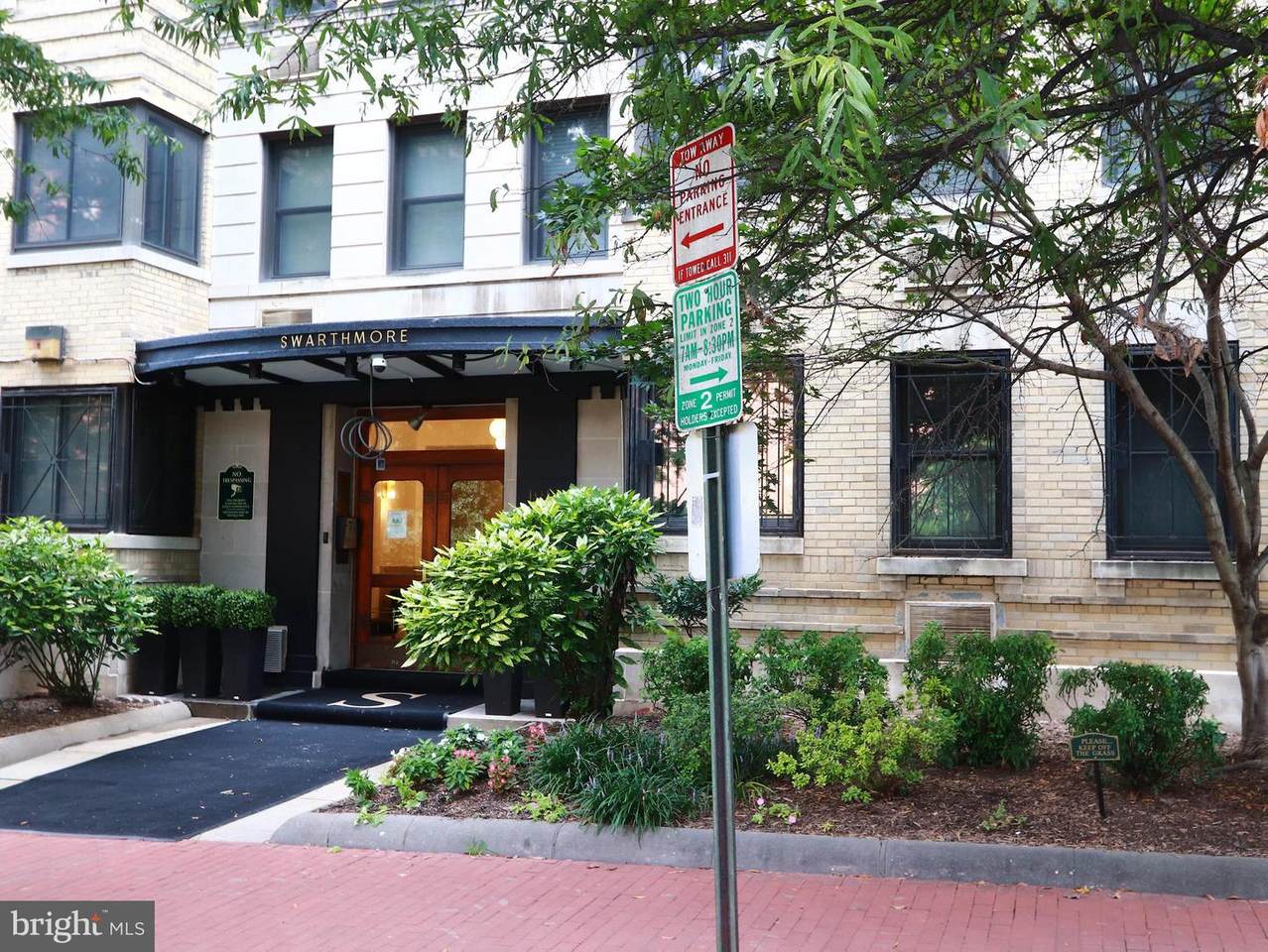 1010 25TH Street - Photo 1