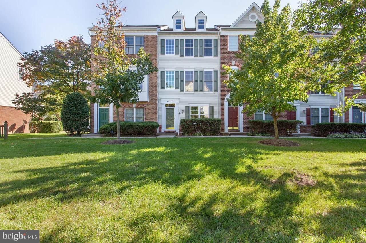42794 Longworth Terrace - Photo 1