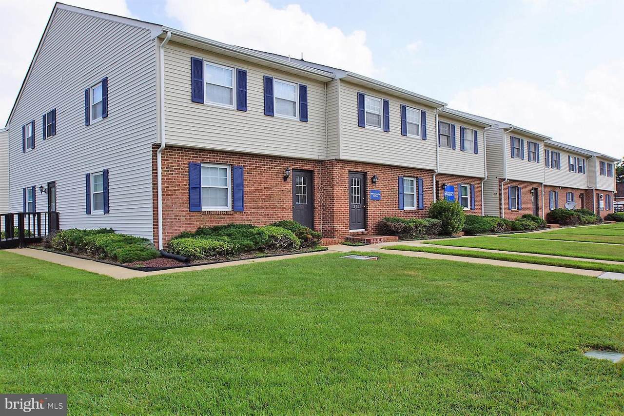 371 North Street - Photo 1