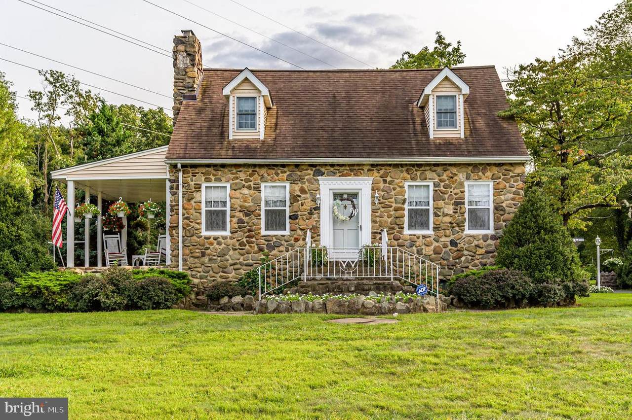 1022 Jacksonville Road - Photo 1
