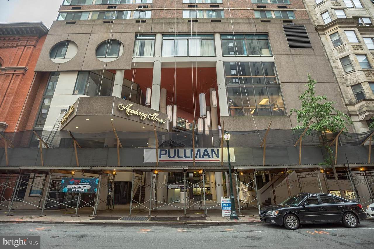 1420 Locust Street - Photo 1