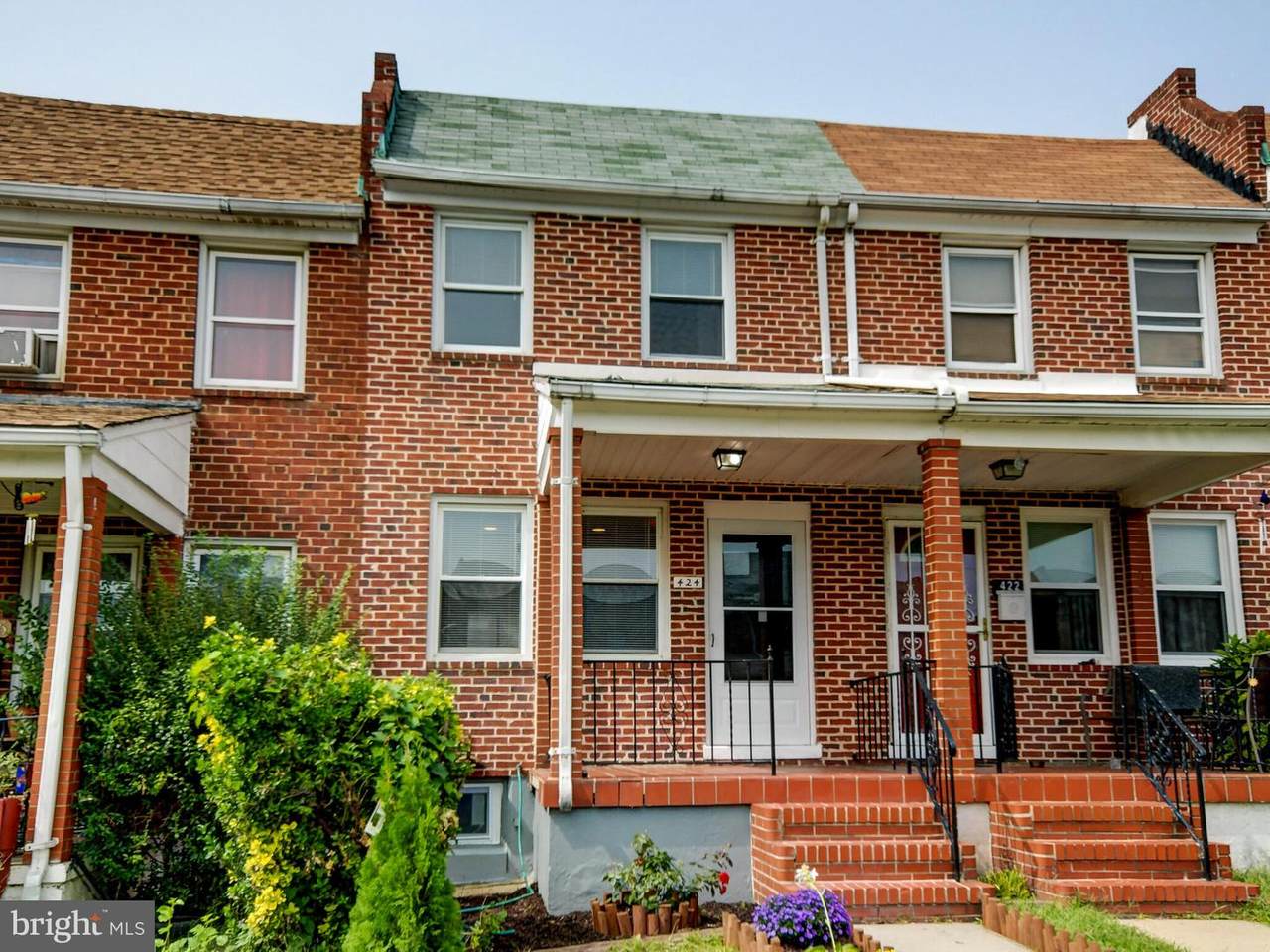 424 Imla Street - Photo 1