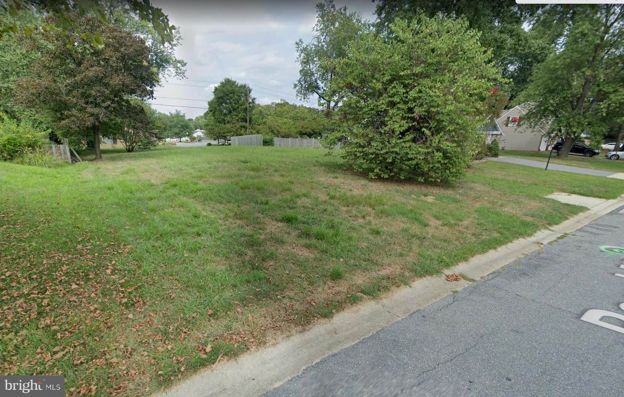 16302 Pond Meadow Lane - Photo 1