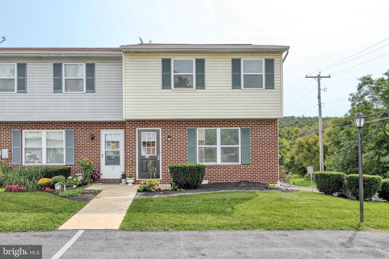 11 Pine Drive - Photo 1