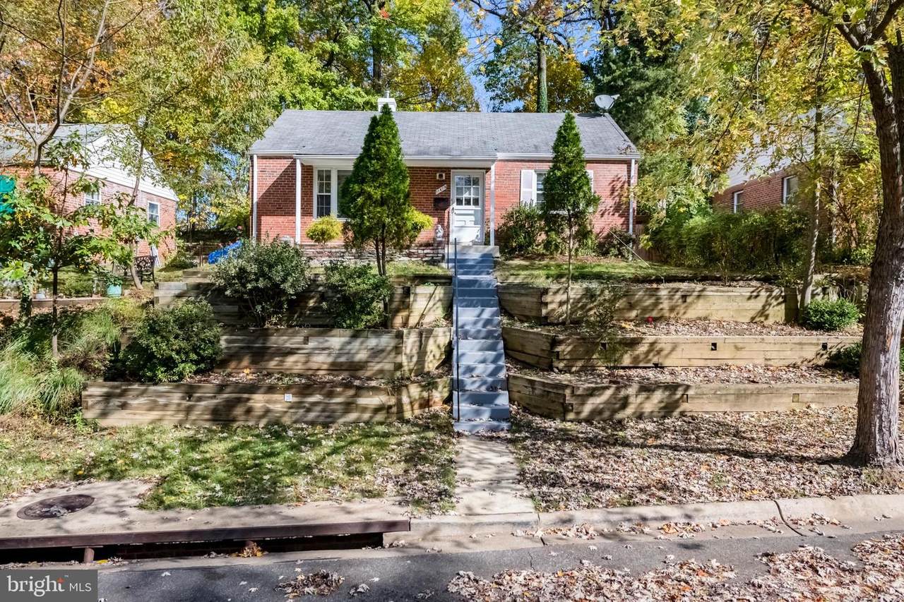 11619 Gail Place - Photo 1