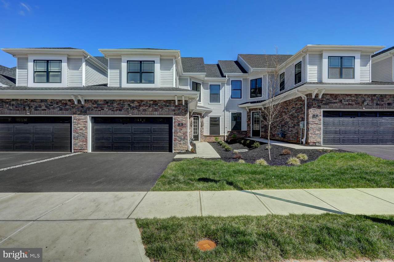 28 Dogleg Drive - Photo 1