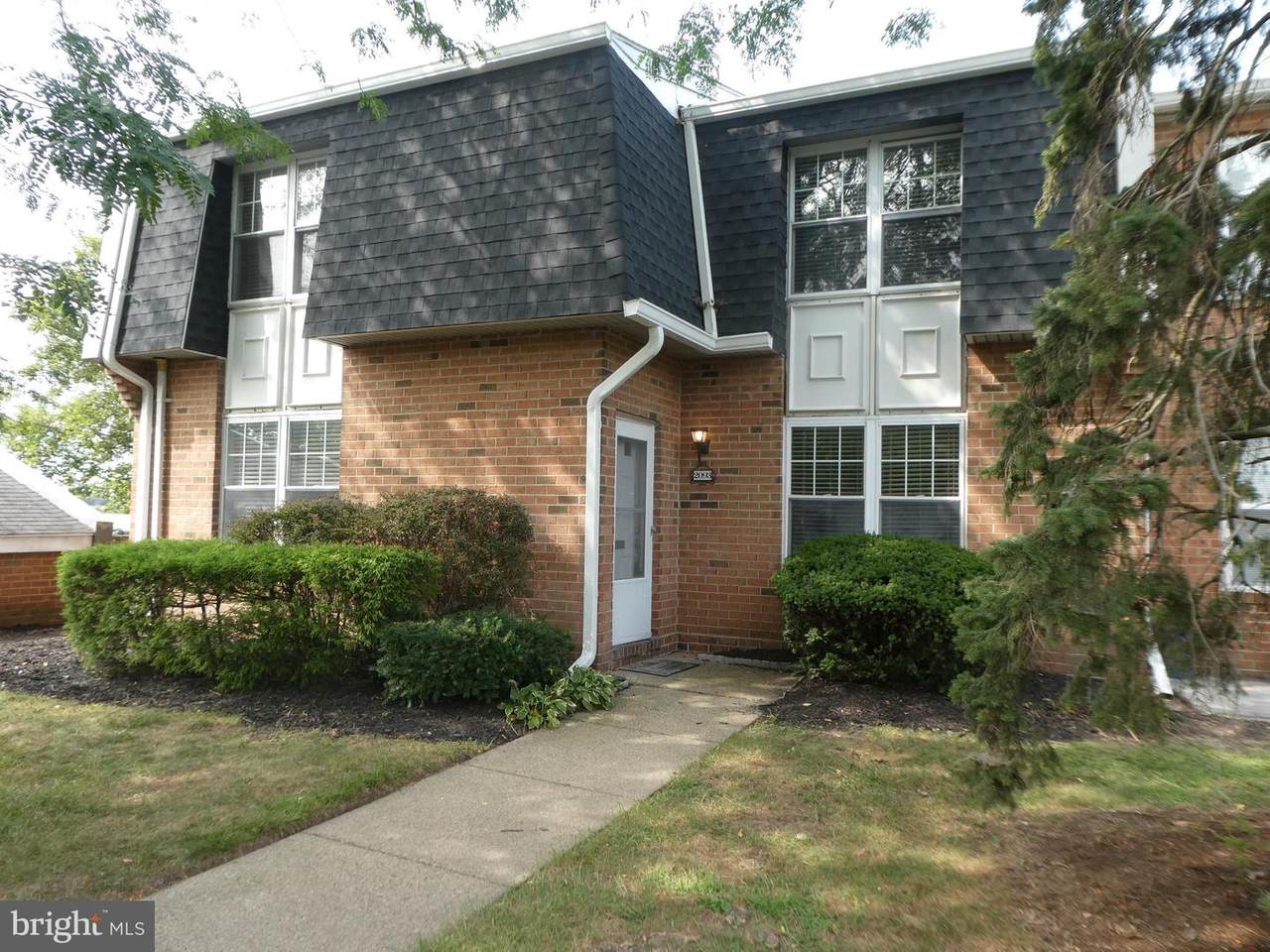 2093 Harbour Drive - Photo 1