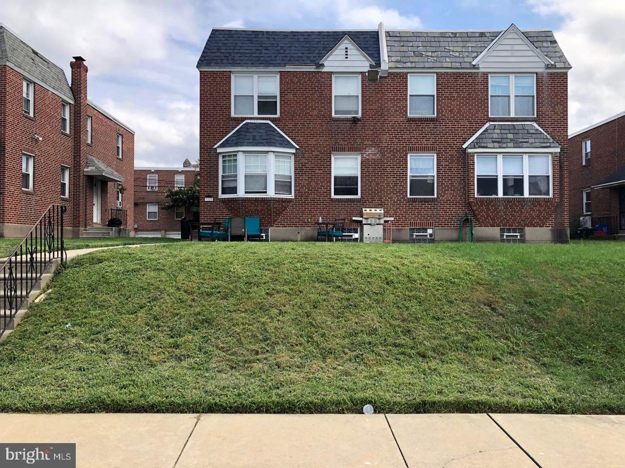 7223 Barnard Street - Photo 1