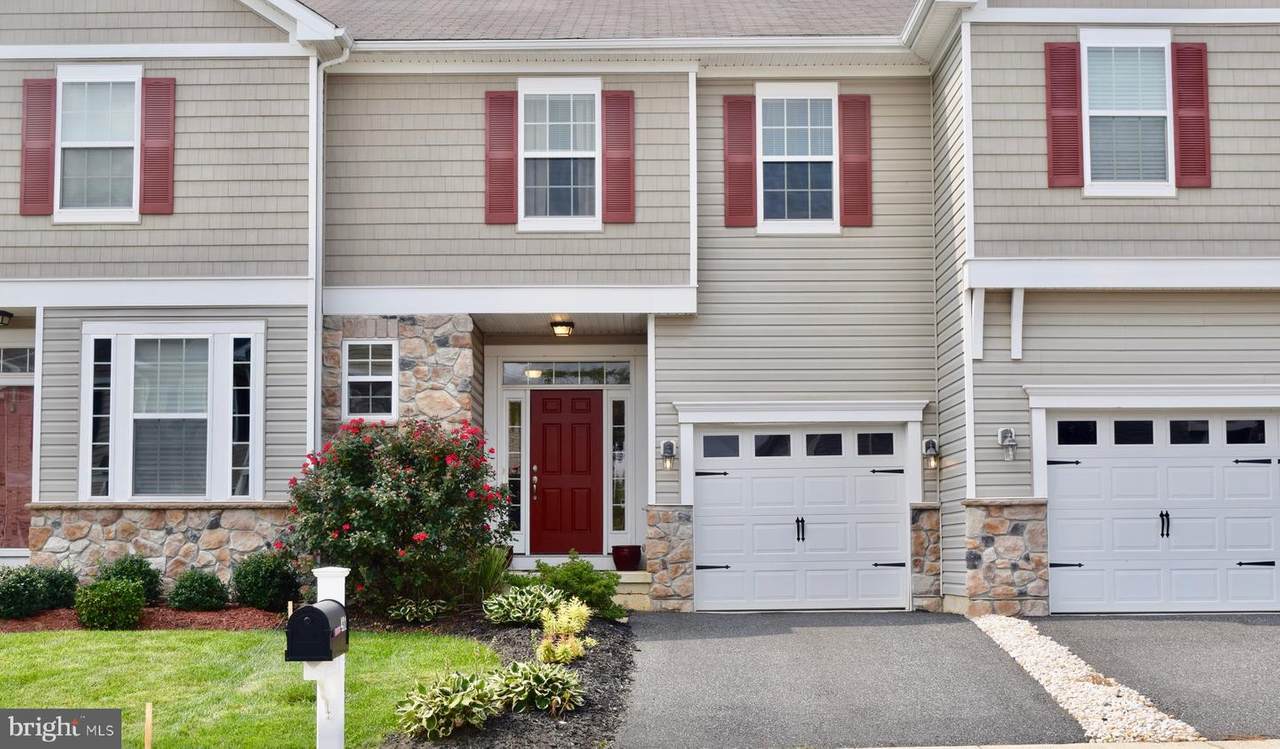 431 Afton Drive - Photo 1